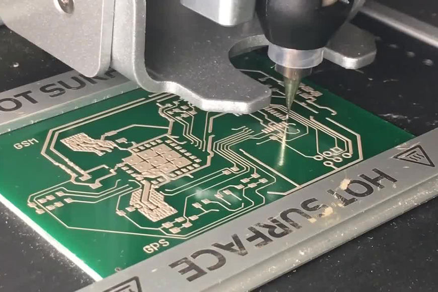 Принтер для создания печатных плат Voltera V-One в комплекте с набор для сверления Drill Attachment